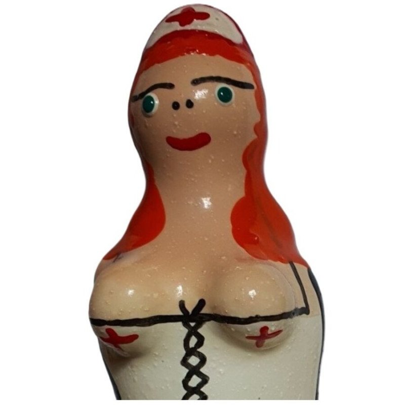 CONDOMERÍA - CONDONES DE NOVEDAD PINTADOS A MANO ENFERMERA PELIRROJA