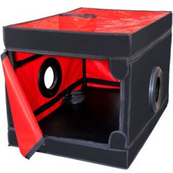 CÚPULA SECRETA - CLUB DE FETICHISMO LA CABAÑA NEGRA Y ROJA