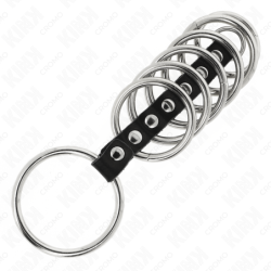 KINK - 7 ANILLOS METÁLICOS PARA PENE DE 3,2 CM A 5 CM CONECTADOS POR CUERO