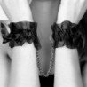 JOYERÍA - ESPOSAS DE ORGANZA INDISCRETAS Y FROU FROU