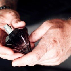 OJO DEL AMOR - PERFUME DE FEROMONA DE DIAMANTE NEGRO PARA CASILLAR ATRAE A ELLA 30 ML